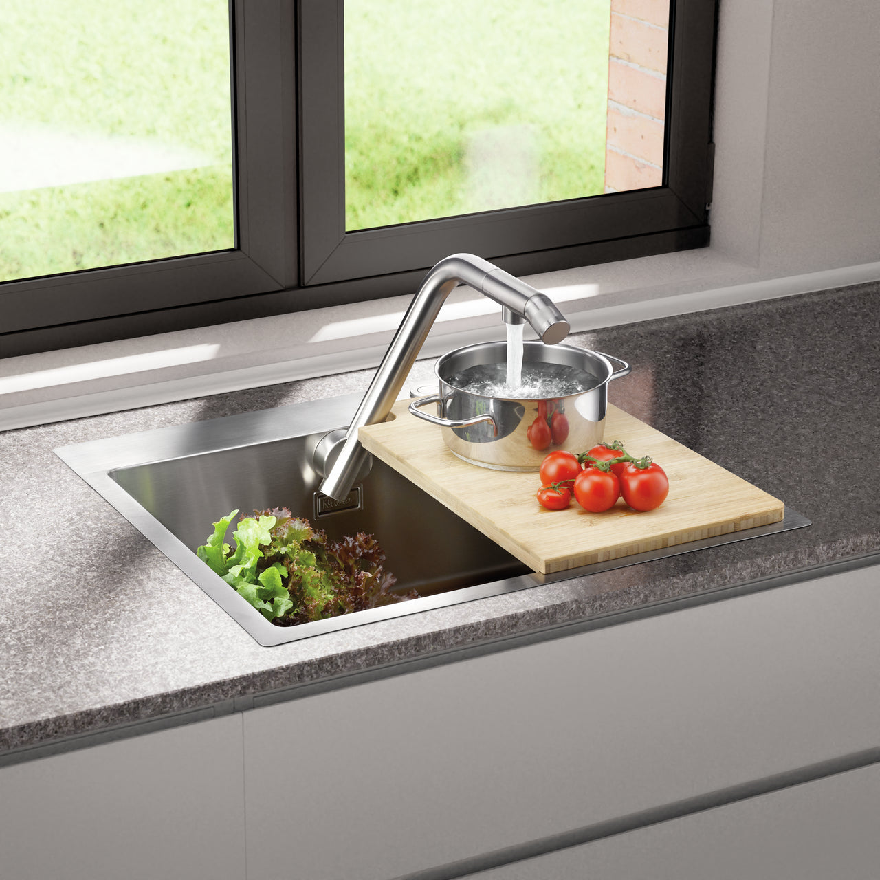 Corno Turno 60, Set (Spüle u. Armatur Turno)