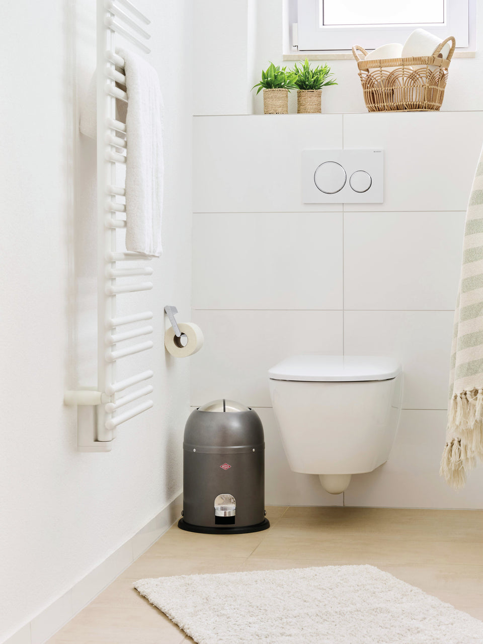 WESCO® Kickmaster® 6L